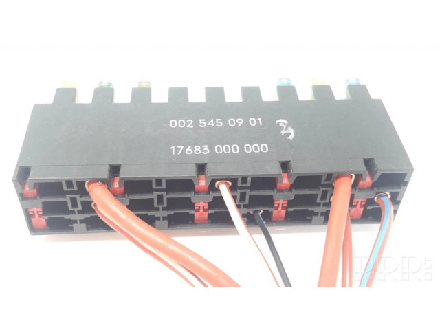 Pojistková skříňka 0025450901, 17683000000 Mercedes-Benz C W202 1998