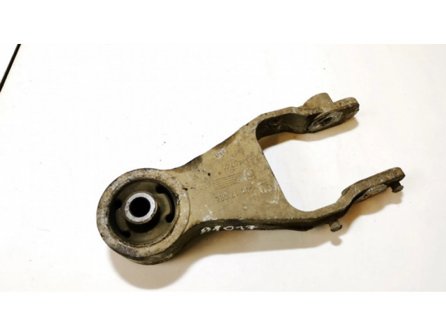 Подушка двигателя