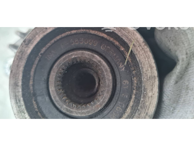 Генератор 30658085, 0124525060   Volvo S60      