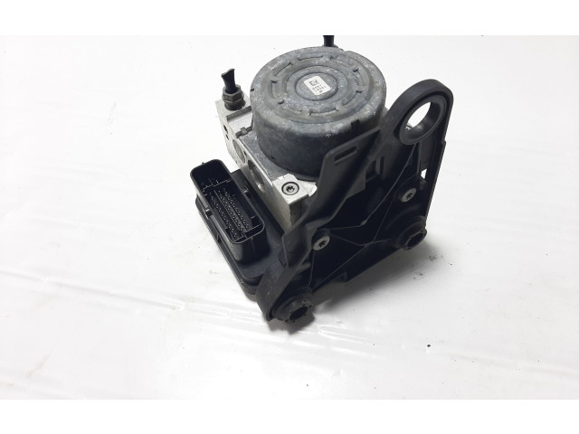 Блок АБС 5Q0614517DF Skoda Octavia Mk3 (5E) 2013 - 2019 года