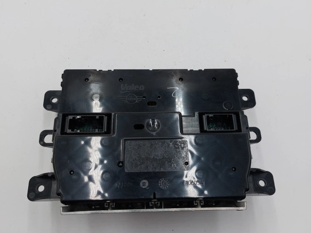 Блок управления климат-контролем E1060547 Mini Paceman (R61)