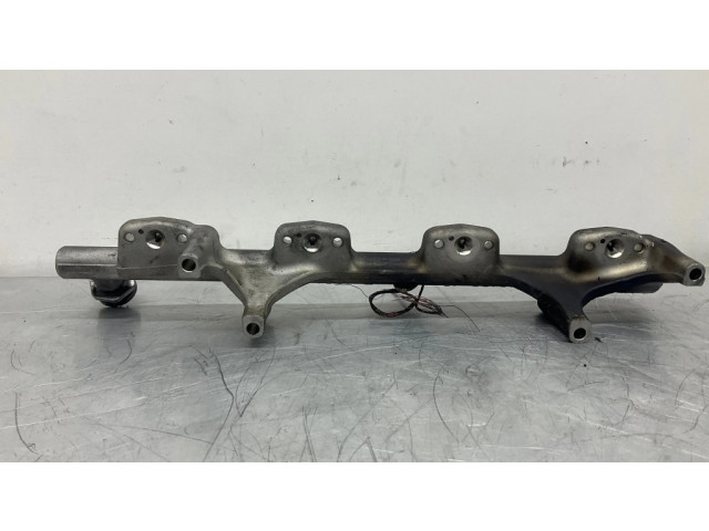 Vstřikovací lišta 14018560, 8694198 BMW 5 G30 G31 pro benzínový motor 2.0