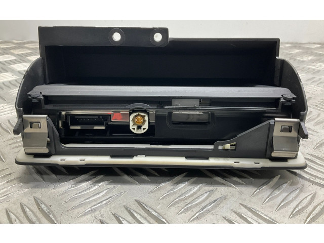 Дисплей    8X0857273B   Audi A1