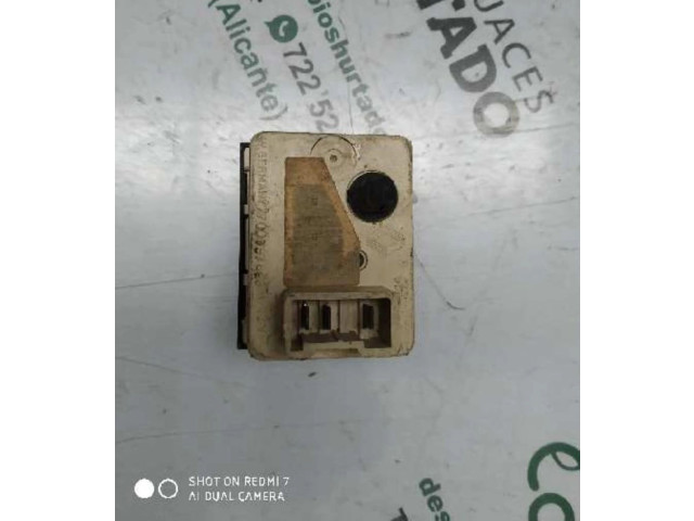 Дисплей    7700797648   Renault Clio I