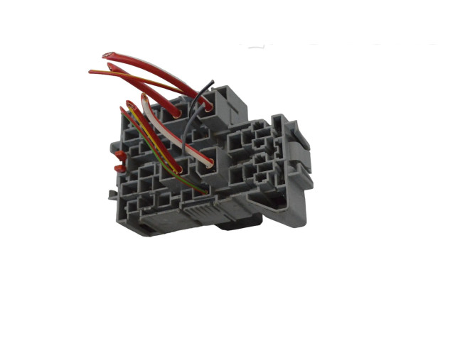   Pojistková skříňka 7L0937503   Porsche Cayenne (92A) 2014