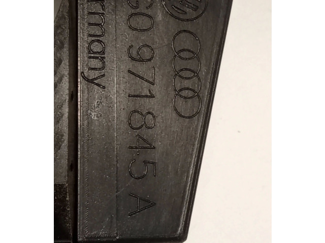 Pojistková skříňka 30971845 Audi A6 S6 C7 4G 2018