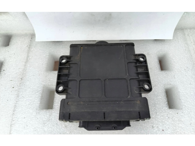 Блок управления коробкой передач 0C8927755C   Volkswagen Touareg II