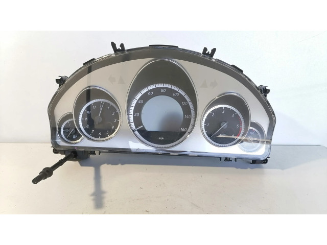 Přístrojová deska  Mercedes-Benz E W212 2011 A2129006003  