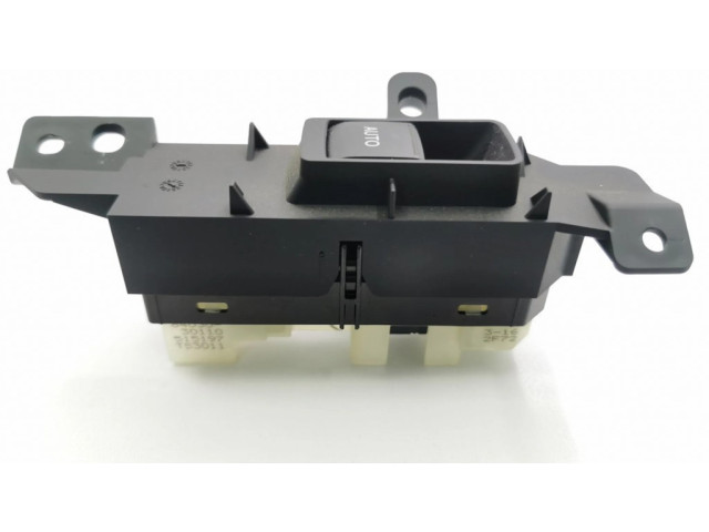 Включатель электрических окон