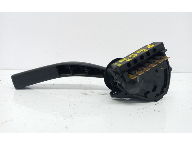 Ручка стеклоочистителей 9500299, 9518226   Saab 9000 CD