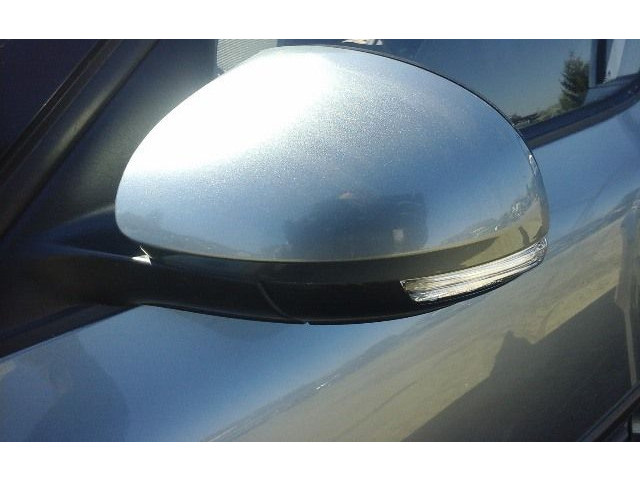 Зеркало электрическое Skoda Yeti (5L) 2009 - 2017 года