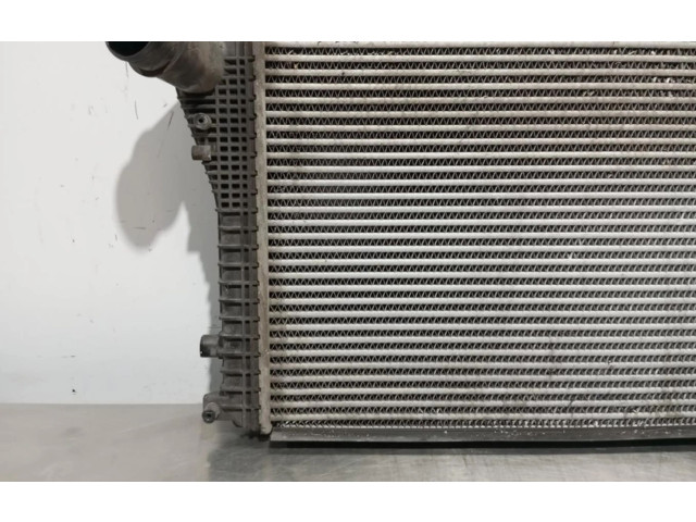 Интеркулер 1K0145803AF Volkswagen Golf VI