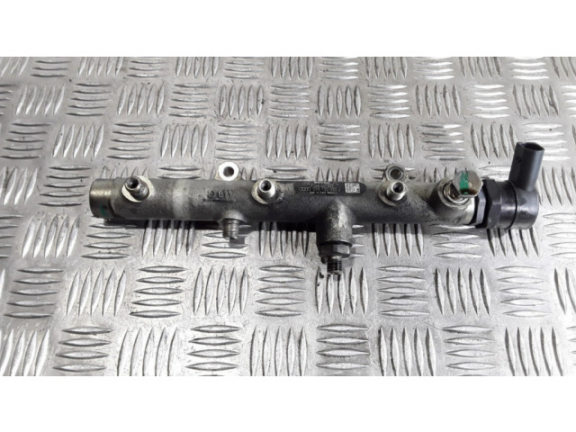 Vstřikovací lišta 057130764B, 0281002665 Audi A4 S4 B7 8E 8H pro naftový motor 3.0
