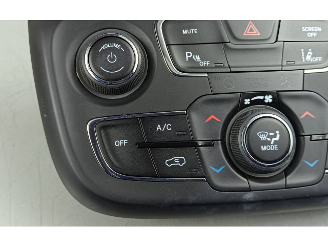 Блок управления климат-контролем 24477R, P6TM19DX9AB Jeep Compass