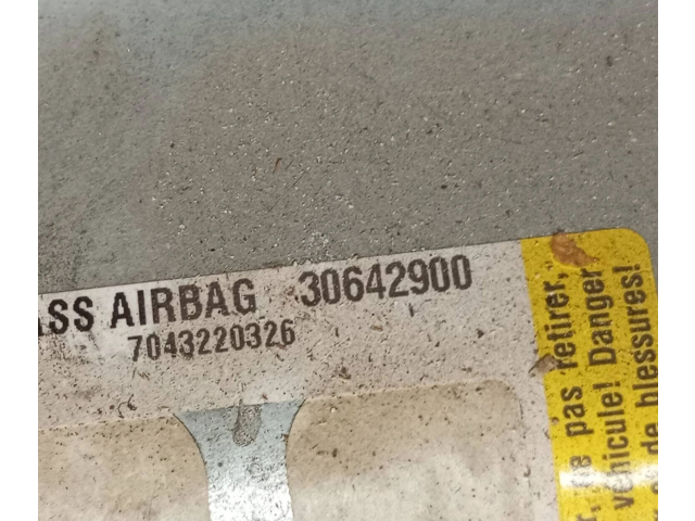 Подушка безопасности пассажира 30642900, 7043220326   Volvo XC90