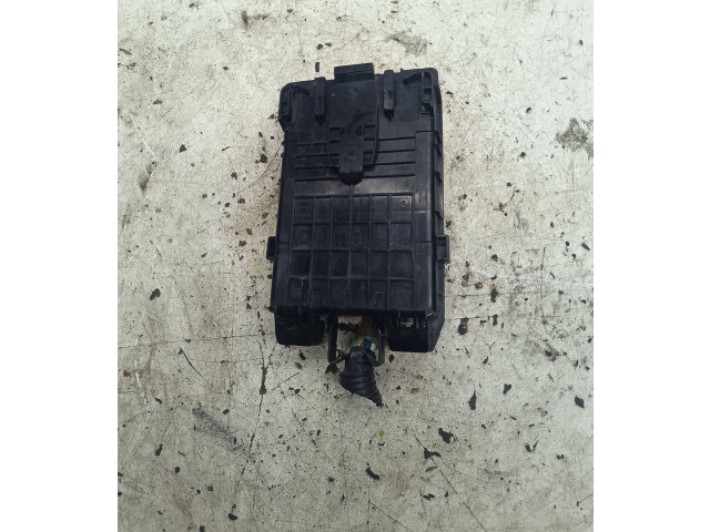 Блок предохранителей 284B71BY0A, J0009 Infiniti EX