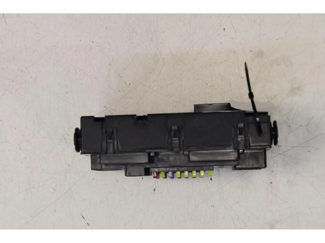 Блок предохранителей Jeep Renegade