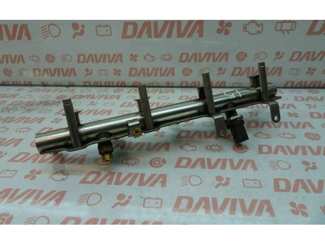 Топливная рампа 06J133317   Audi A3 S3 8P   для двигателя BYT