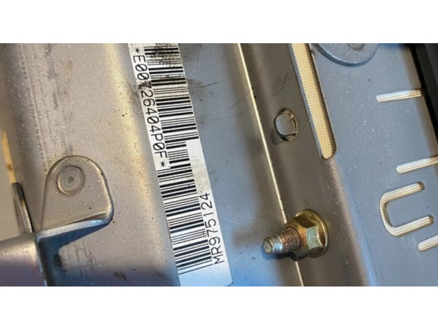 Подушка безопасности пассажира MR975124, H707971003 Mitsubishi Outlander