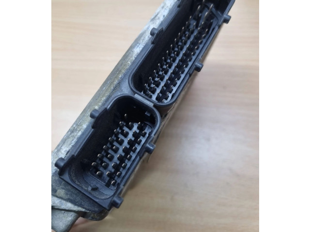 Řídící jednotka 038906013AN, 28SA4768 Volkswagen Caddy 2002