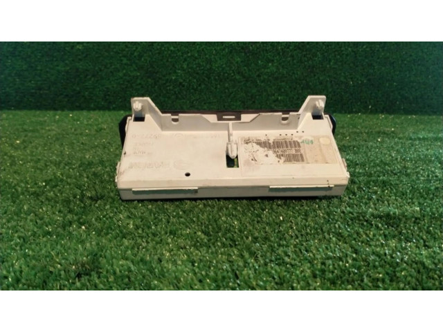 Дисплей    9647409777   Peugeot 206+