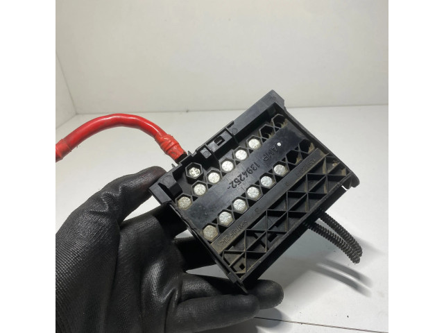 Блок предохранителей 5607001240, T11300415222748   Ford Fusion    