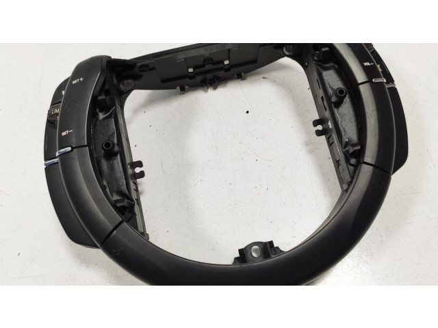 Мултифункционный включатель управления / ручка