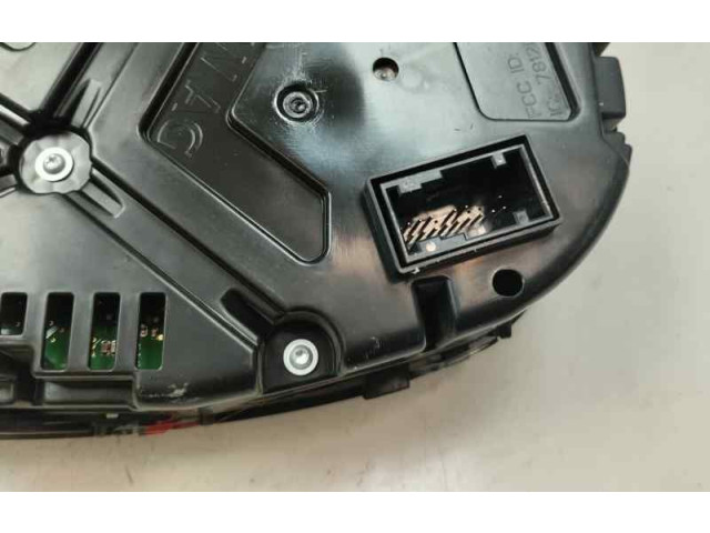 Панель приборов 6V0920740C Skoda Fabia Mk3 (NJ)