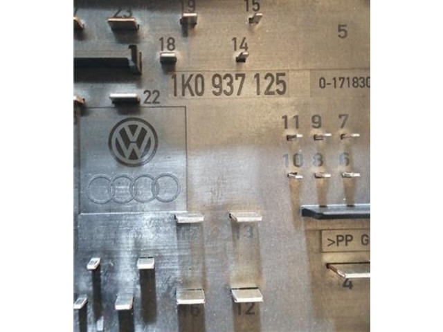 Pojistková skříňka 1K0937125, 1K0937125 Audi RS3 8PA 2005