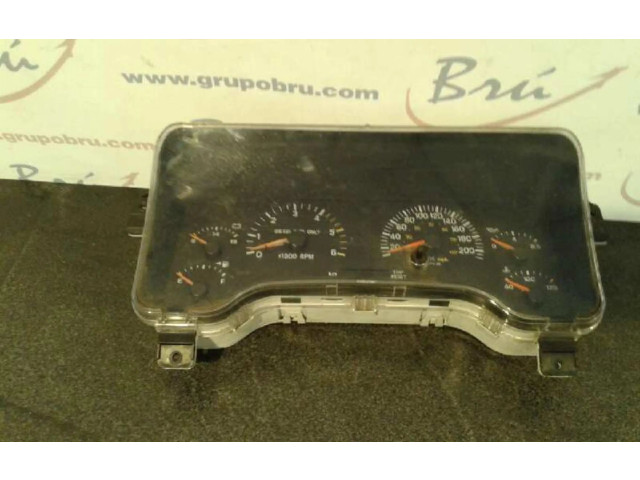 Панель приборов Jeep Cherokee XJ