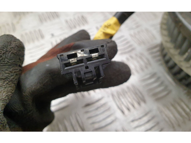 Vstřikovač 2464511650 Toyota Prius (NHW20)