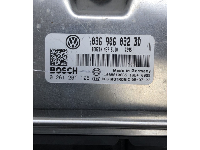 Řídící jednotka 036906032BD, 0261201126   Volkswagen Caddy 2005