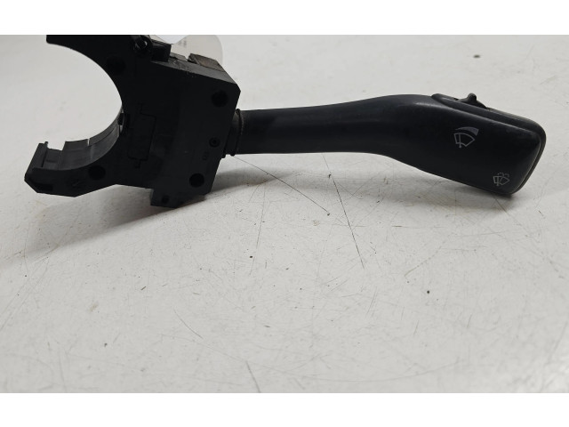 Ручка стеклоочистителей    Volkswagen PASSAT B5