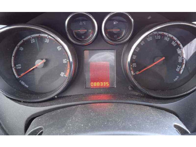 Панель приборов 13434089   Opel Meriva B       