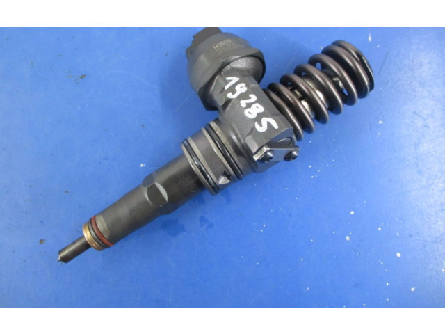 Форсунка 038130073AG, 038130073AG    Skoda Fabia Mk2 (5J)   