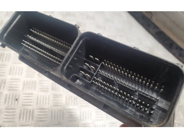 Блок управления двигателя 8W0906259J   Audi A5