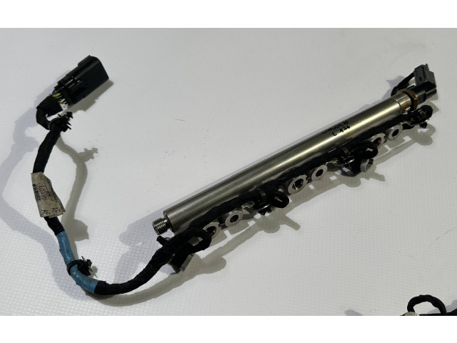 Топливная рампа FT4E-9F797-BE   Lincoln Continental  