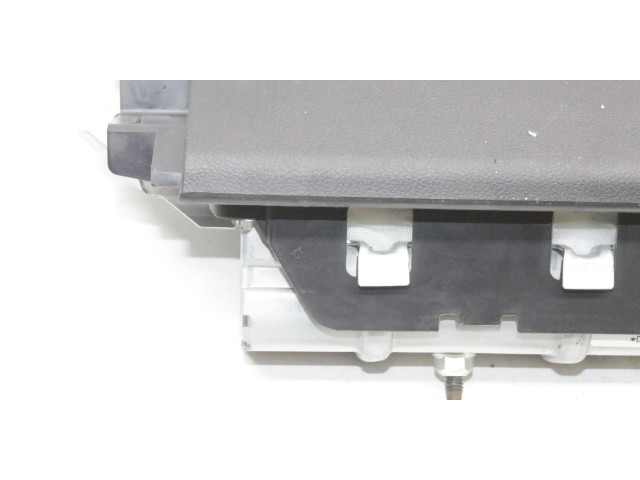 Подушка безопасности для колен 7030A241 Mitsubishi ASX