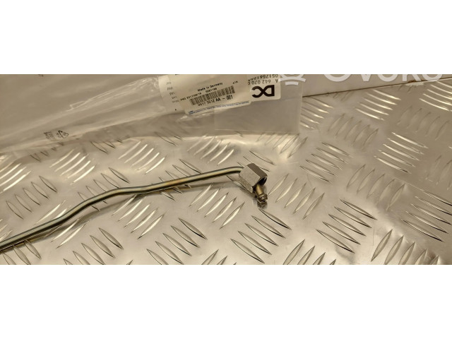 Топливная рампа 5175612AA Jeep Grand Cherokee (WK)