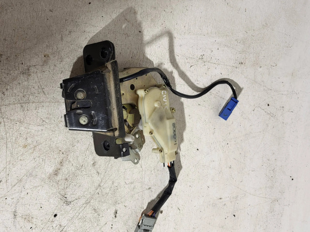Замок багажника     Honda Civic 2001-2005 года