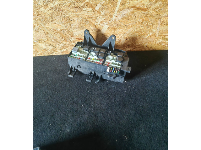 Pojistková skříňka Jaguar XF X250 2014