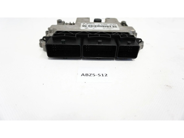 Блок управления двигателем Блок управления 237105748R   Renault Twingo III