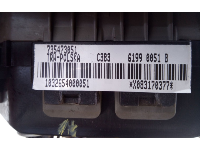 Подушка безопасности водителя 735473051, 61990051B   Ford Ka