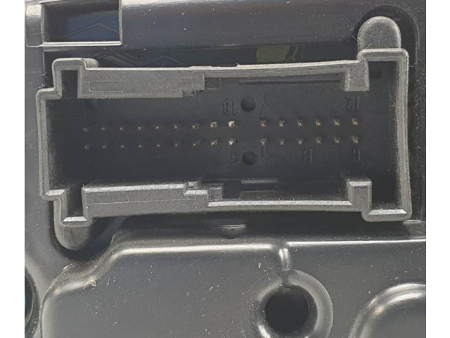 Панель приборов 2105406547 Mercedes-Benz E W210