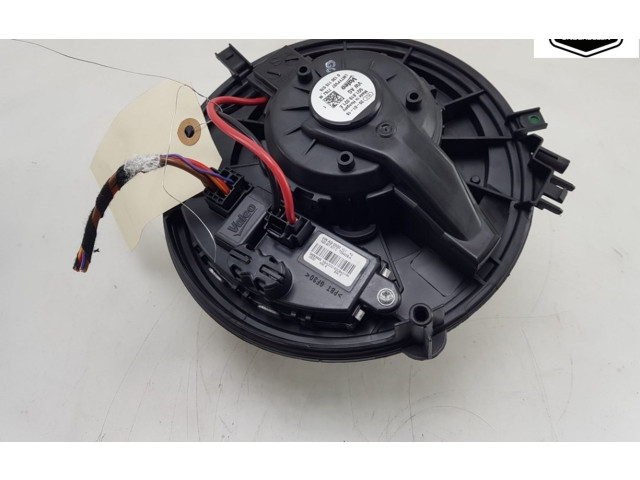 Вентилятор печки 5Q1819021E, 5Q11819021H Volkswagen Golf VII