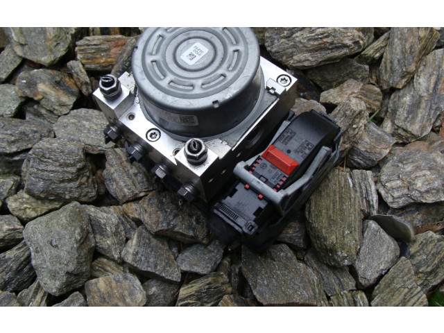 Блок АБС 5WA614517AG Volkswagen Golf VIII 2019 - года