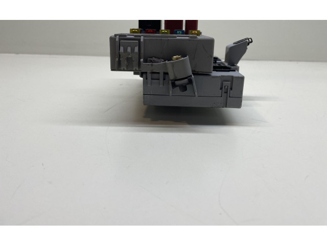 Блок предохранителей 501862100024, 501862100024 Fiat Idea