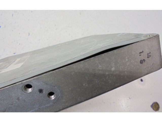 Řídící jednotka 89661-05100, 89661-05100 Toyota Carina T190 1995