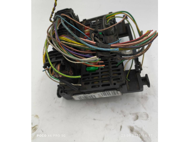 Блок предохранителей S118983004Q Citroen C4 I