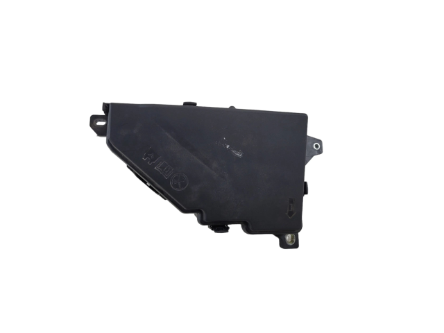 Блок предохранителей 31398000, 31398001 Volvo XC90